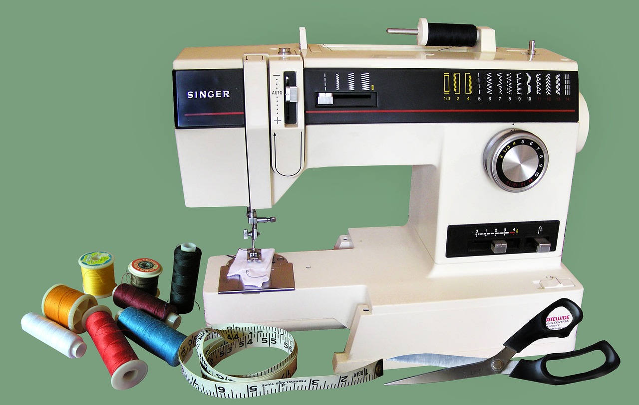 Mini Sewing Machine as a best option